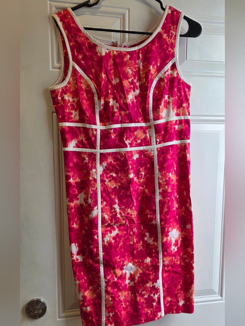 Y2K Sleeveless Pink Floral Sheath Dress with White Piping Size 6